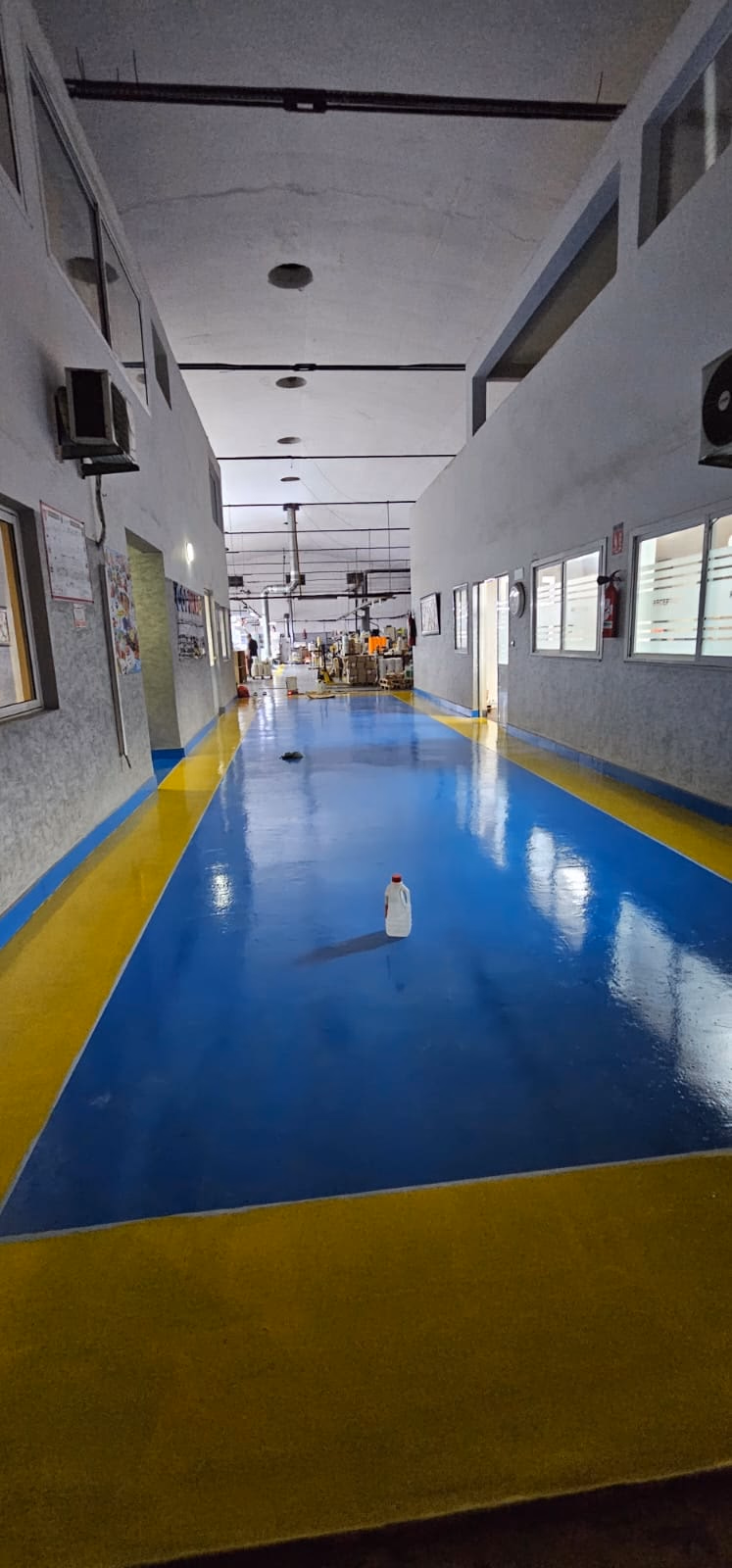 Copimad : Couloir de l'imprimerie après la pose